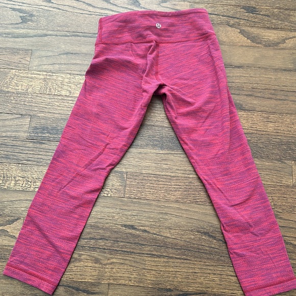Lululemon Red & Purple Capri Leggings, Size 2 - Picture 3 of 5